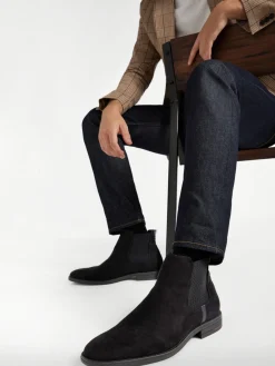 Black Chelsea Boots
