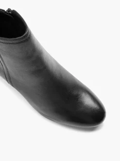 Black Leather Heeled Boot