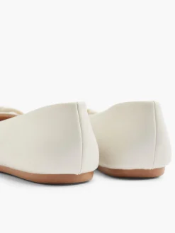 Cream Ballet Flat with Chain Detail