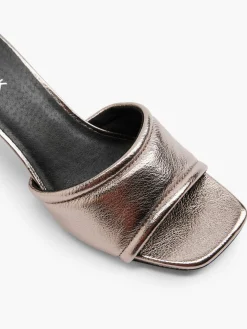 Silver Heeled Mule